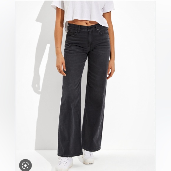 American Eagle Outfitters Denim - American Eagle NWT low rise skater Jean wide leg black size 16